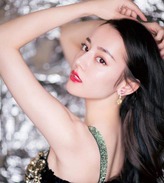 迪丽热巴王晶最新爆料,幕后故事大公开 第1张 迪丽热巴王晶最新爆料,幕后故事大公开 第1张